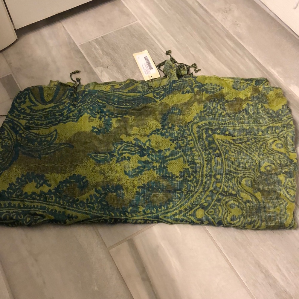 Beautiful shawl made by collectioneighteen.